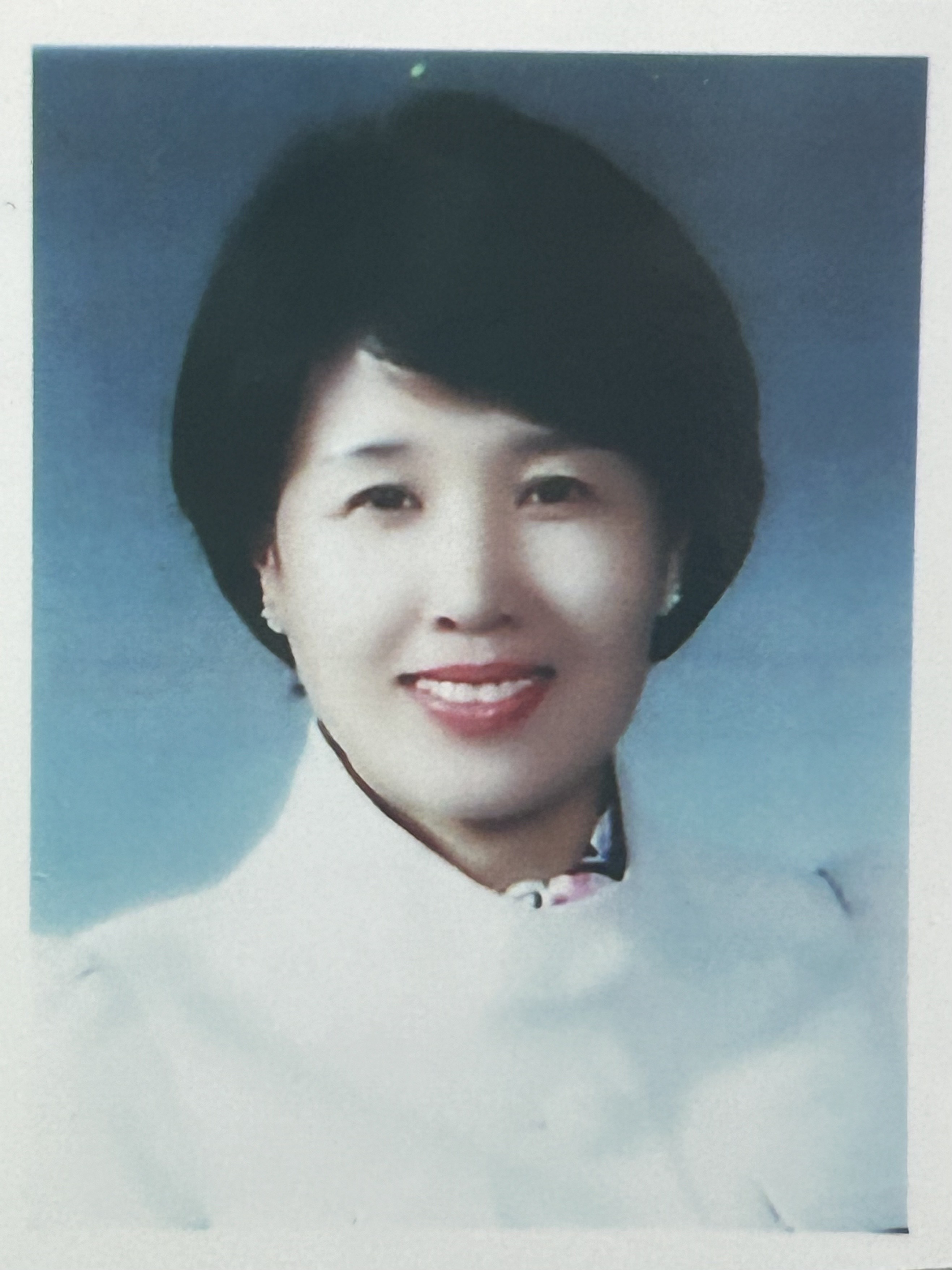 김지유